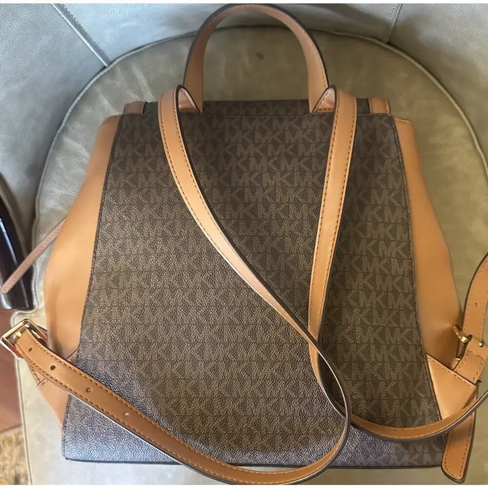 Michael Kors Signature Logo Brown Backpack Acorn Leather Trim Zip Pockets